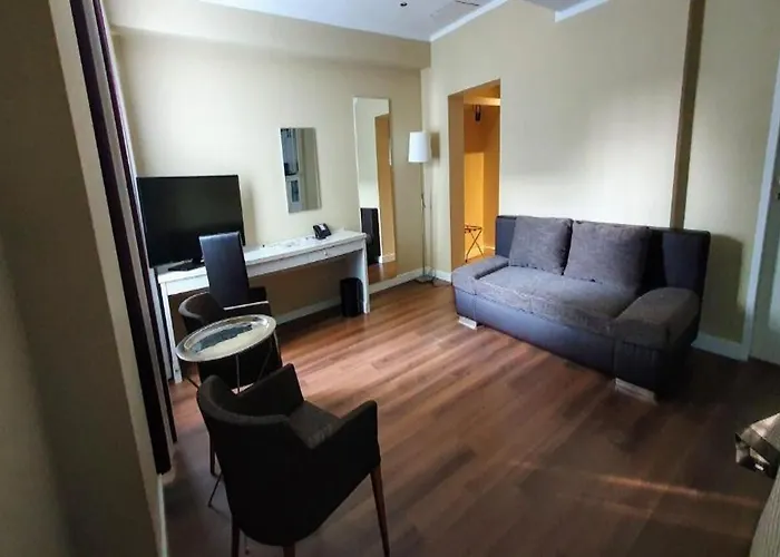 Park Arena Hotel 3*