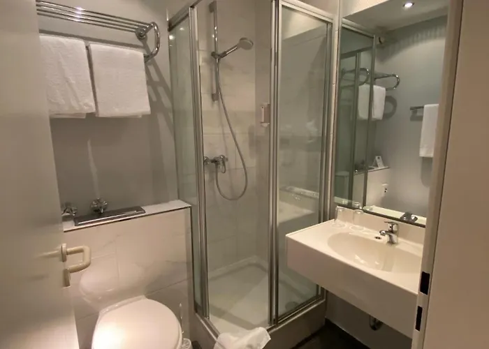 Park Arena Hotel 3*